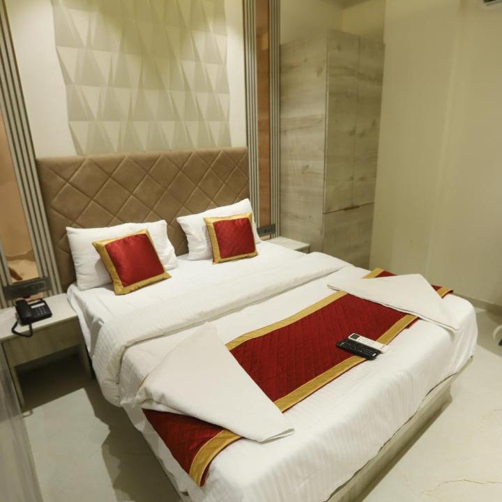 Vikhroli West Hotel | Hotel Darshan Palace