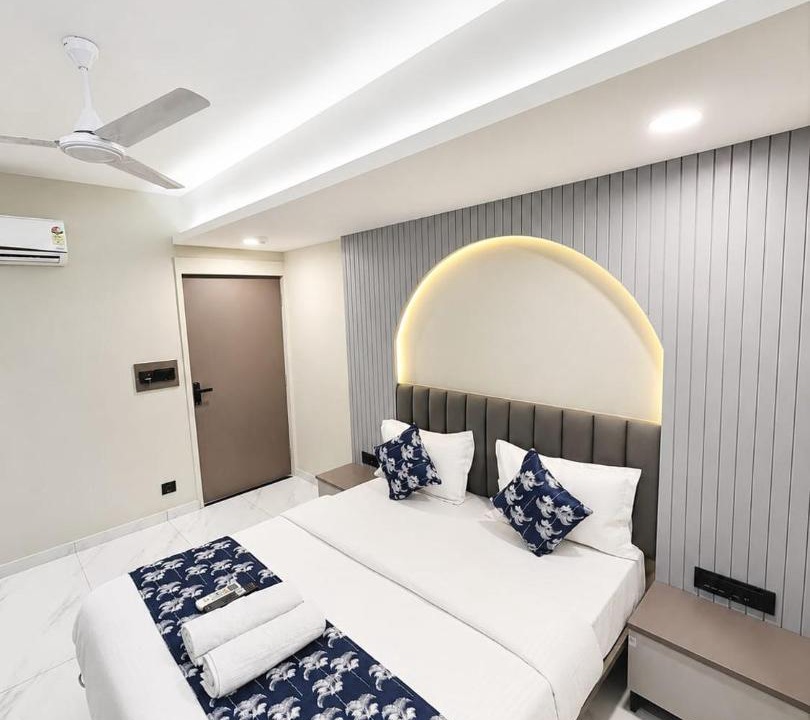 Ahmedabad Hotel | Hotel Royal Empire