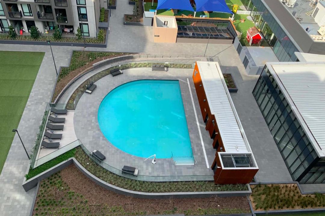 Clayton Apartment | M-city shopping center Apartment - Executive Twin King Ensuites - Infinite Sky View - Fully equipped - Free parking, fast Wifi, smart TV plus Netflix, complementary drinks & amenities - Clayton, 3168, Victoria, Australia