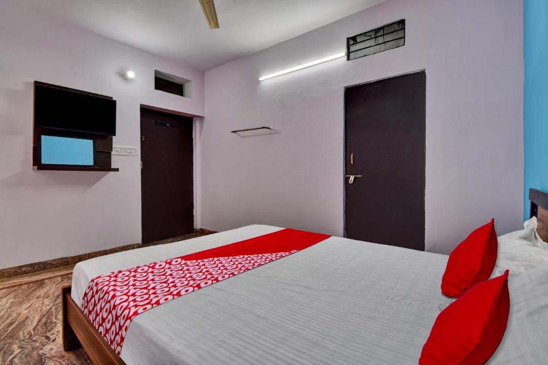Jaipur Hotel | Super Hotel O HM & Restaurant