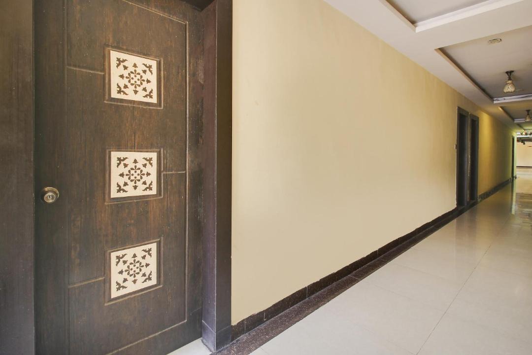 Hyderabad Hotel | Hotel O Grand Sandarshini Inn Near MGBS Bus station