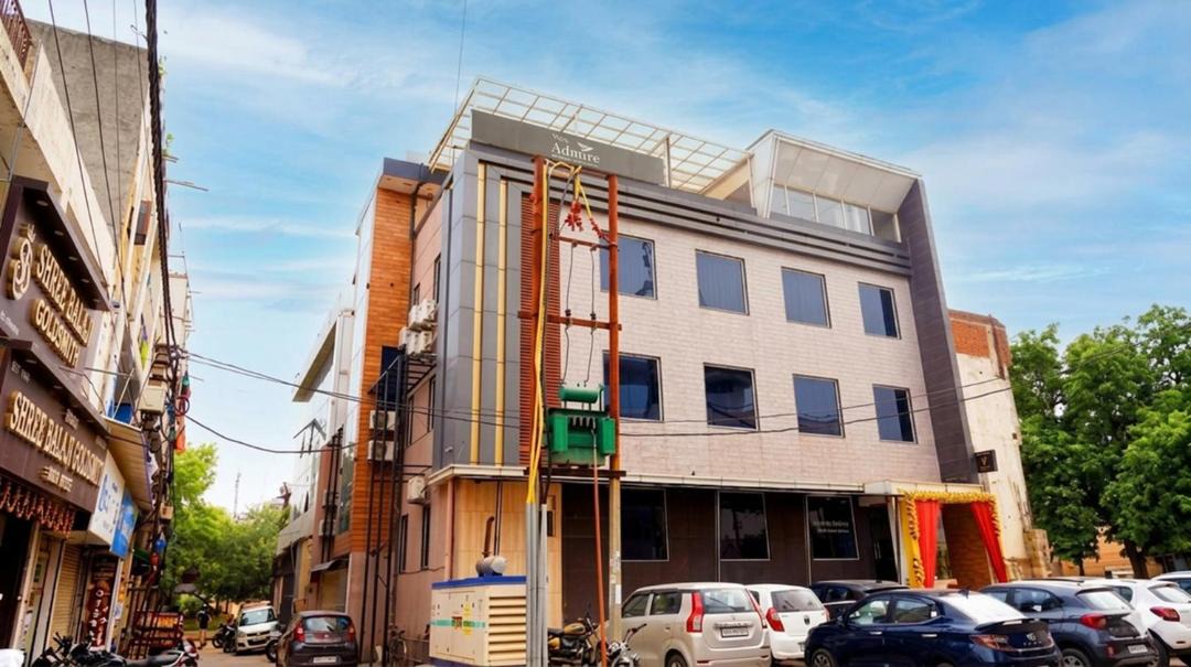 Indirapuram Hotel | Hotel Golden Grand - A Corporate Suite Near Sector 62 Noida