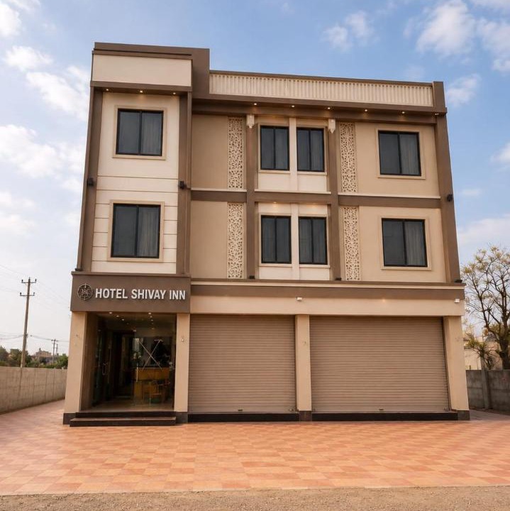 Rau Hotel | Hotel shivay inn