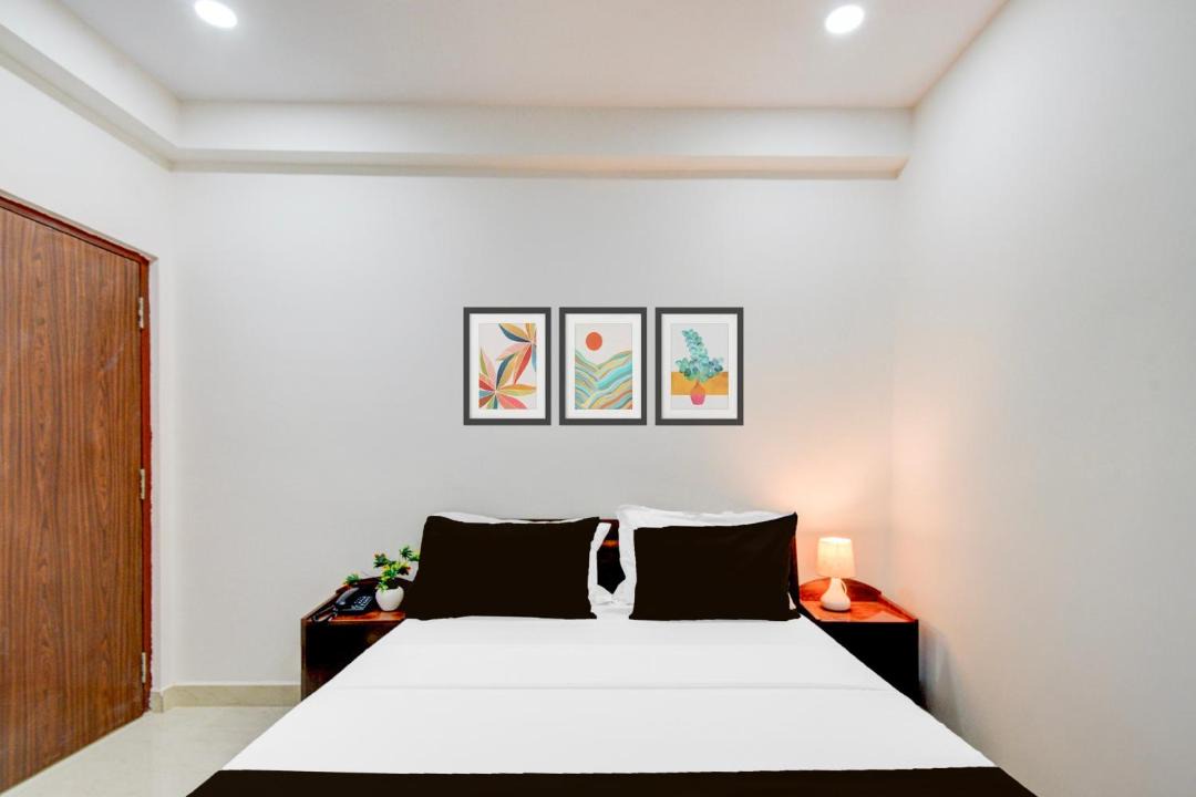 Hyderabad Hotel | Super Townhouse Nallagandla Nest
