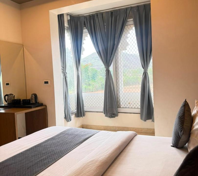 Udaipur District Hotel | Aura By Arihant Countryside Retreat