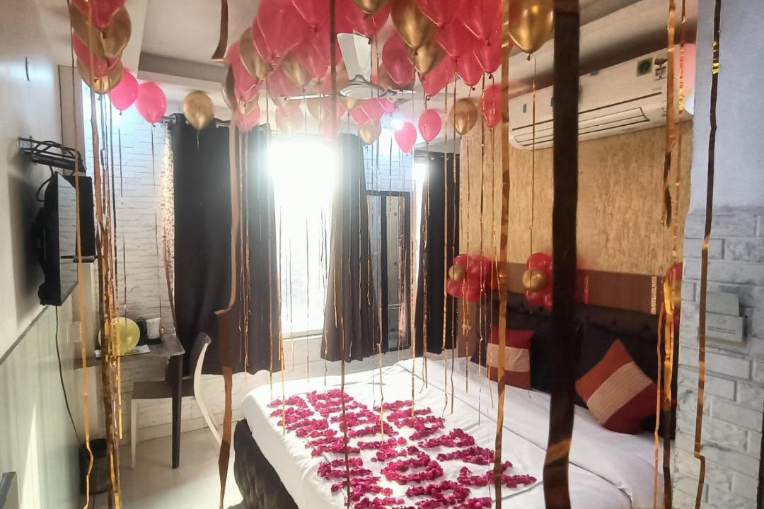 Lajpat Nagar Hotel | Royal Comfort Castle