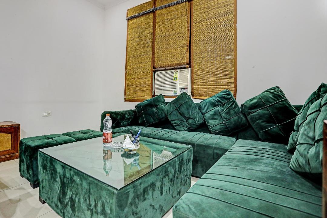 New Delhi Hotel | Hotel Comfort Residency - Near South embassy