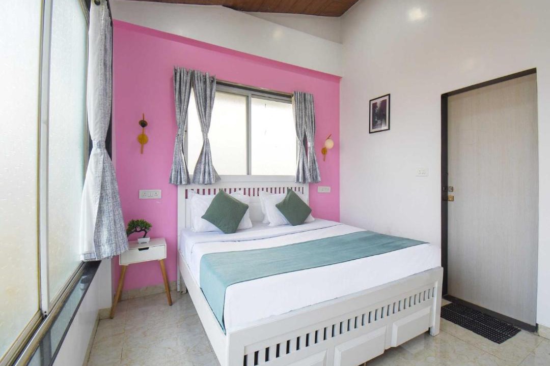 Malavli Hotel | DanCenter Arohi Villa | 4BHK | Pvt Pool | Lonavala