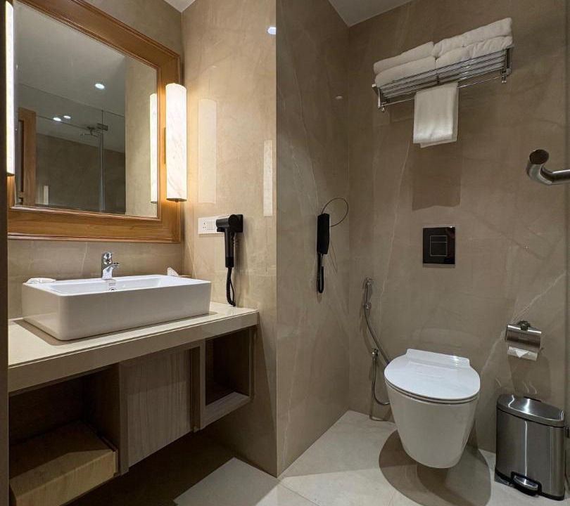 Inna Hotel | Peninsula Del Mar Beach Resort