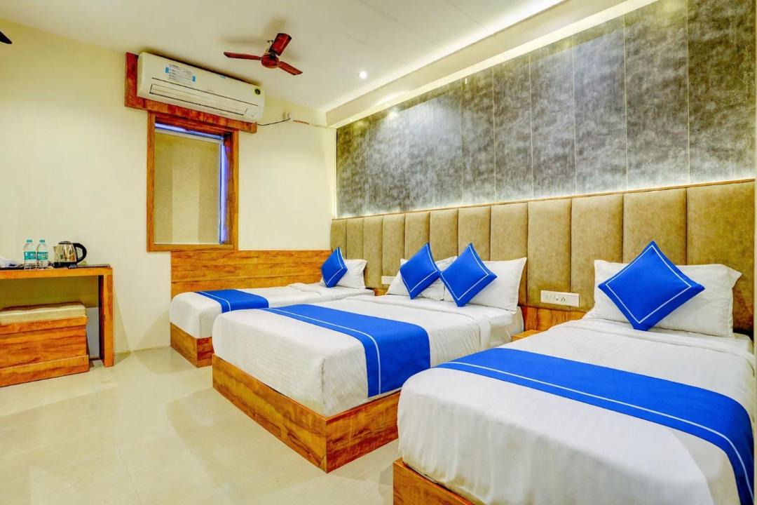 Prabhadevi Hotel | Hotel Indore Palace Nagpada