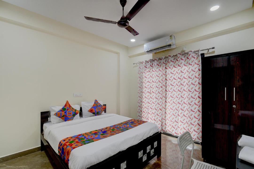 Madhapur Hotel | FabHotel Heaven 75