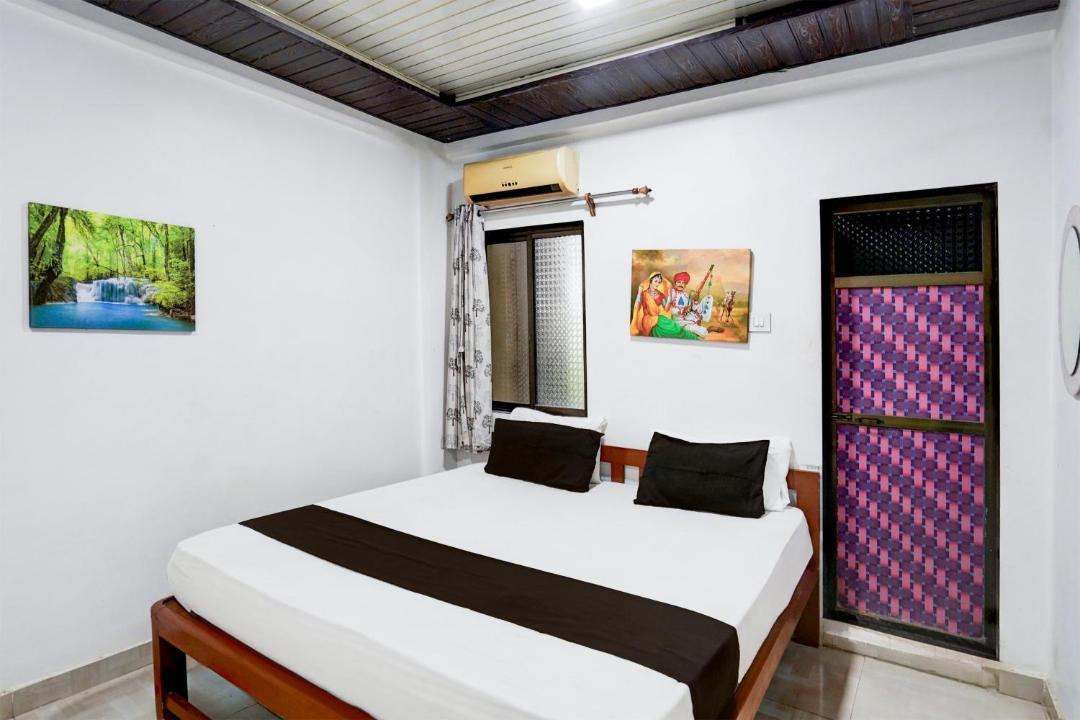 Arnala Hotel | Hotel O Raj Resort