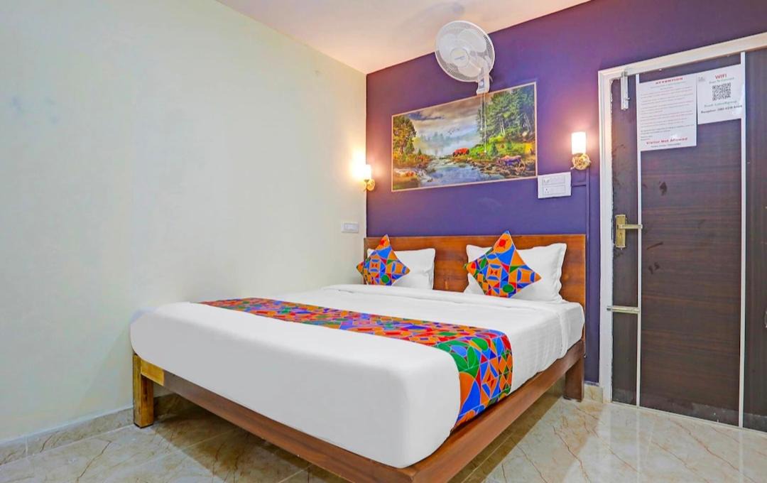 Ramamurthy Nagar Hotel | Hotel Sujatha international nearby koshys Hospital & Loutas Convention Hall Tc Palya Main Road Ramurthynagar
