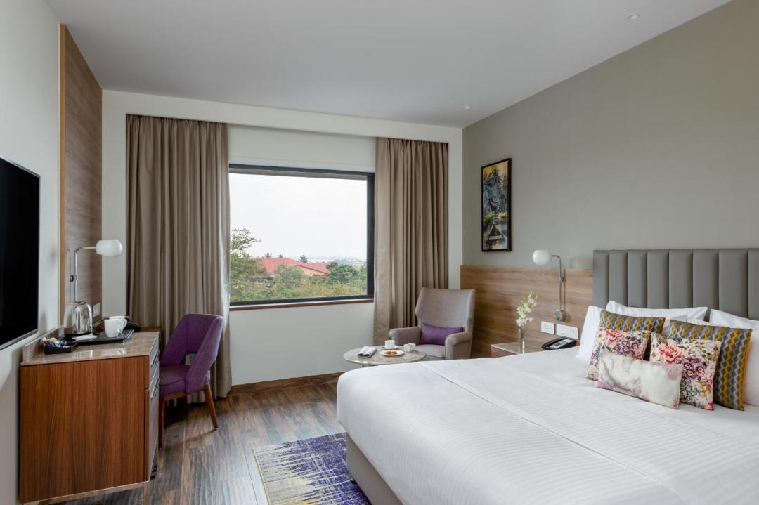 Adyar Hotel | Vivanta Mangalore Oldport Road - Formerly Known as Taj Manjarun