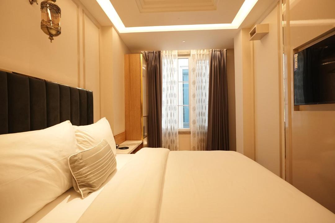 Paharganj Hotel | Empire Platinum Suites-Central Delhi