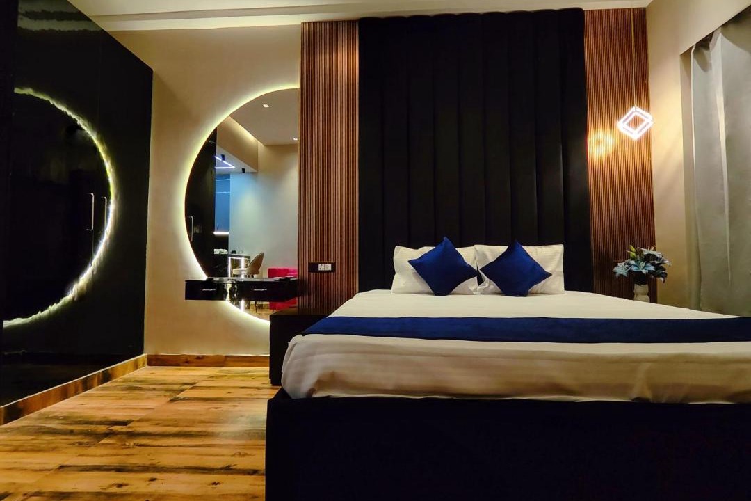 Greater Noida Hotel | The Spotlight