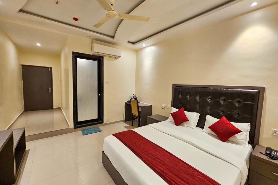 Kalina Hotel | Hotel BKC Inn - Near Trade Center, Visa Consulate BKC
