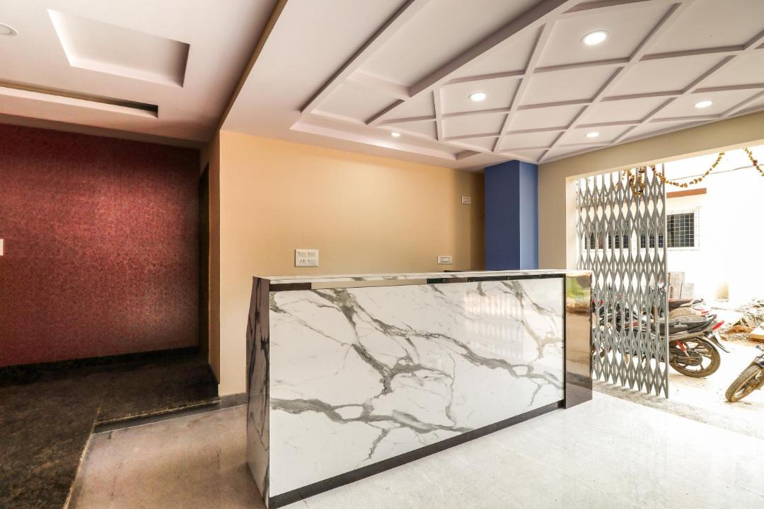 Yelahanka Hotel | Capital O N R Residency
