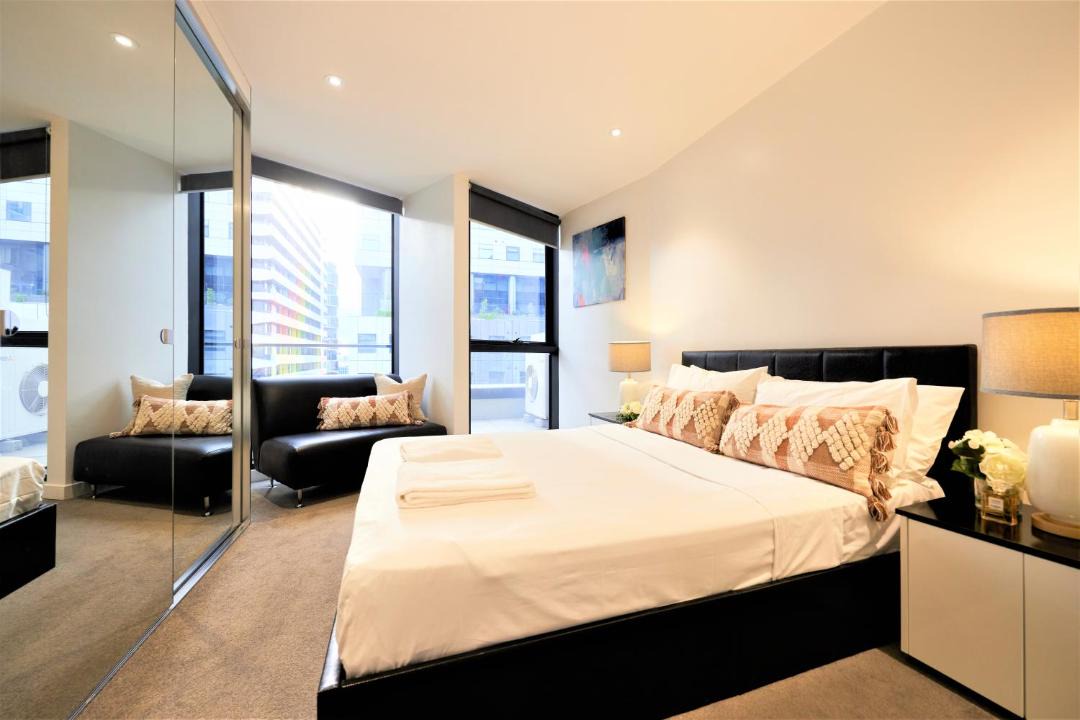 Carlton South Apartment | Arrow on Swanston