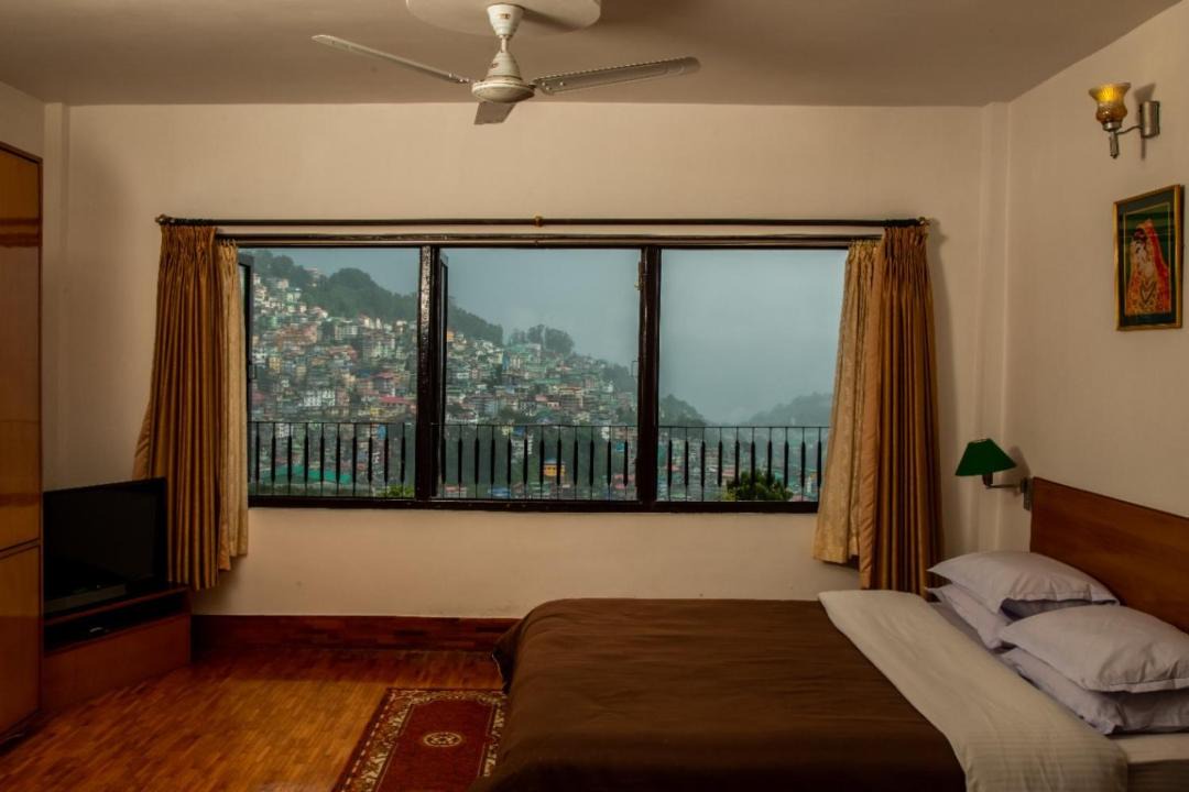 Sungava Hotel | Rhenock House (a luxury villa)