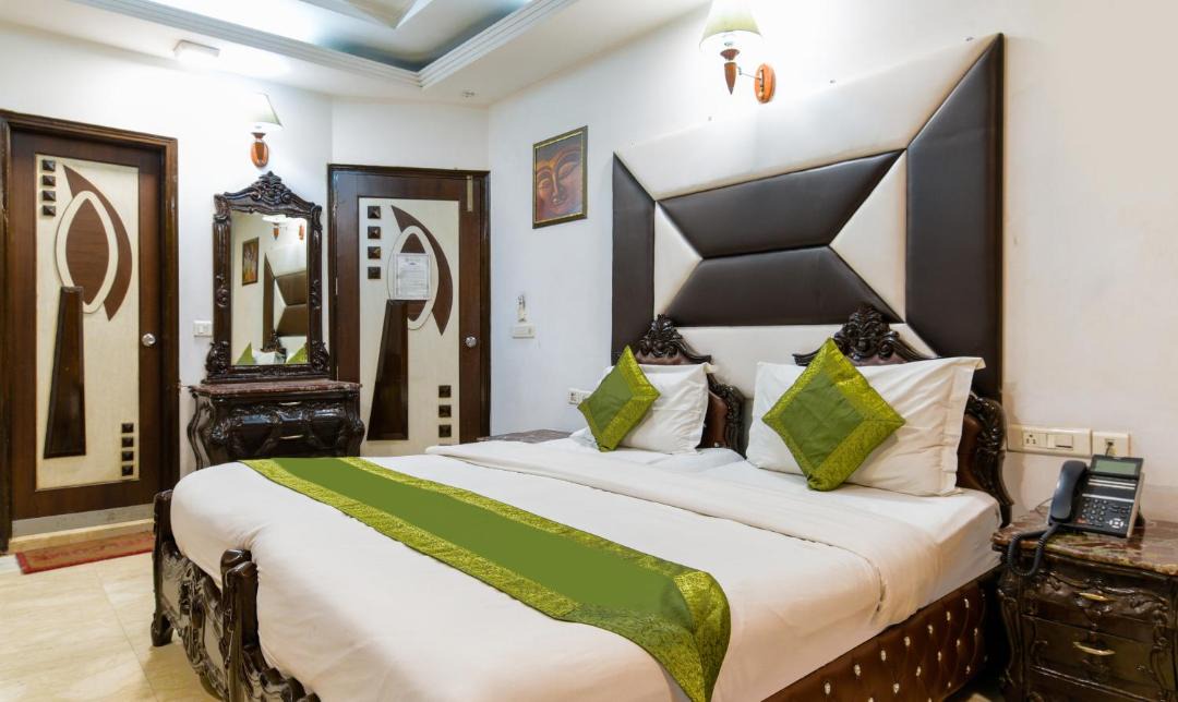 Safdarjung Enclave Hotel | Hotel Baljeet Lodge