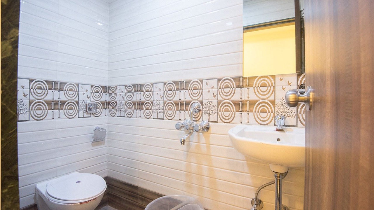 Photo of Bathroom in Santacruz