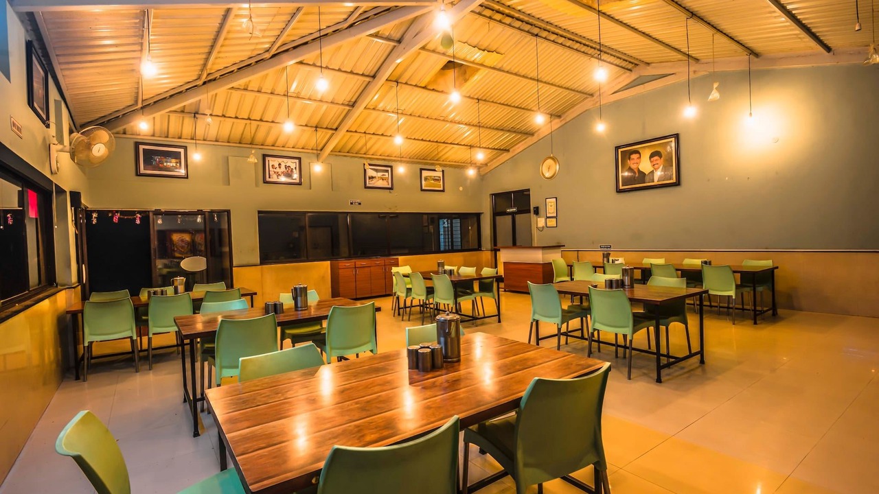 Photo of Livingroom in Satara