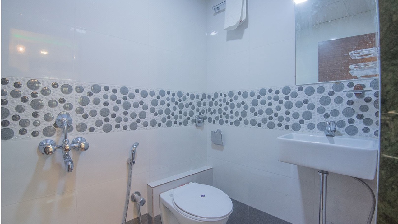 Photo of Bathroom in Santacruz