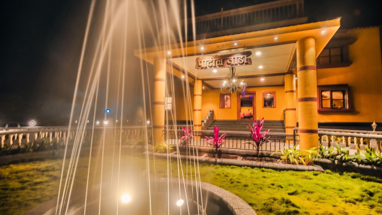 Photo of Buildings in Satara