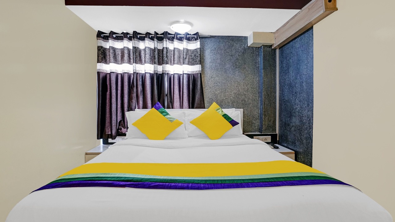 Photo of Bedroom in Jogeshwari West