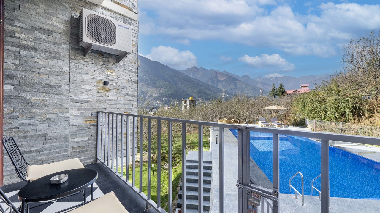 Photo of Patio Balcony in Manali