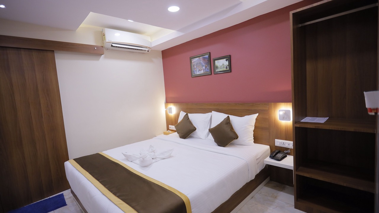 Photo of Bedroom in Ballygunge
