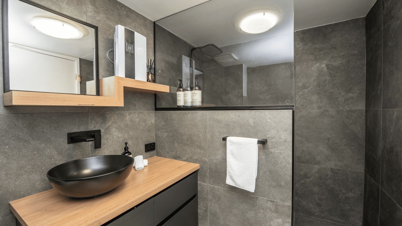 Photo of Bathroom in Nelly Bay