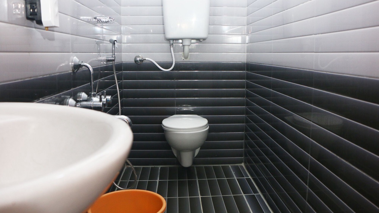 Photo of Bathroom in Kuilapalayam