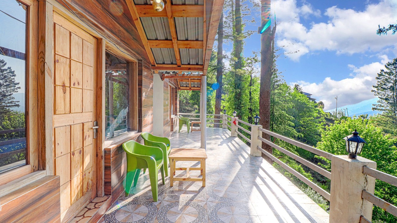 Photo of Patio Balcony in Pangot