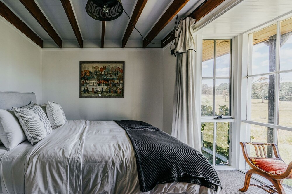 Photo of Bedroom in Pipers Creek