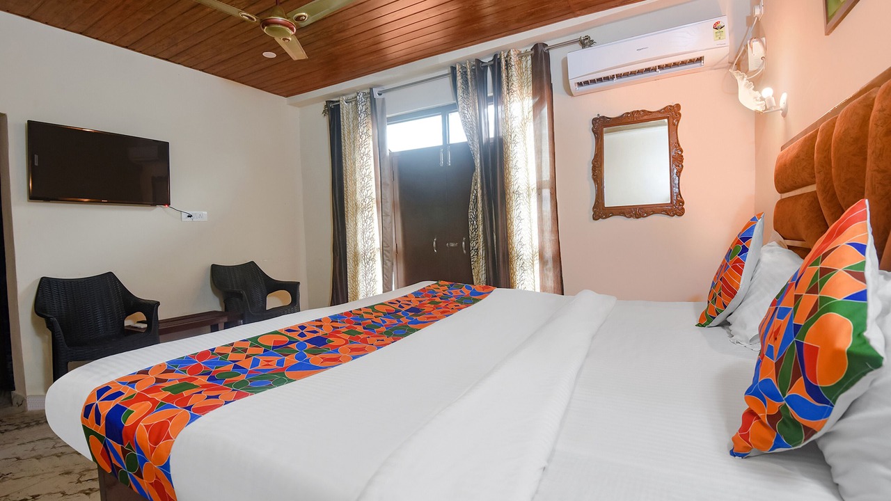 Photo of Bedroom in Candolim