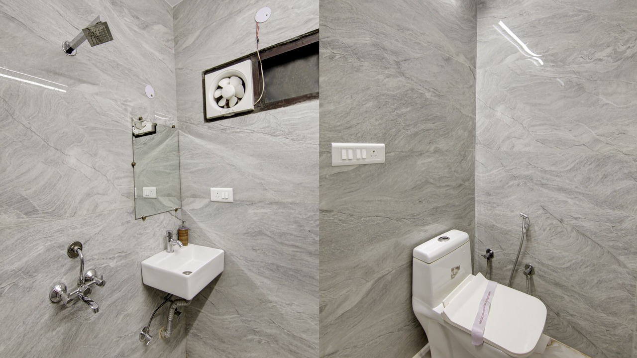 Photo of Bathroom in Paharganj