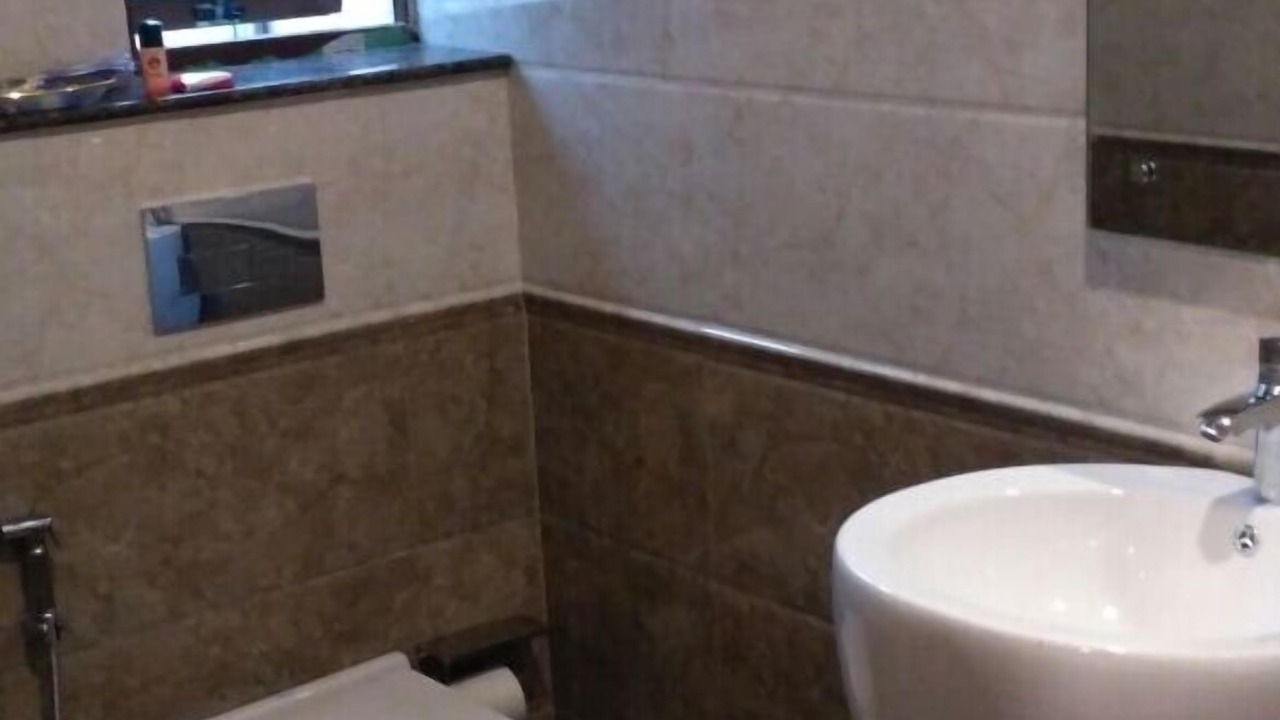 Photo of Bathroom in Ooty