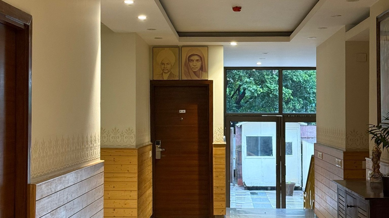 Photo of Others in Hanuman Road Area