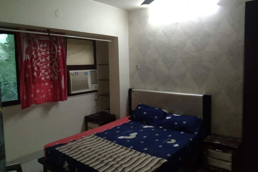 Photo of Bedroom in Jogeshwari West
