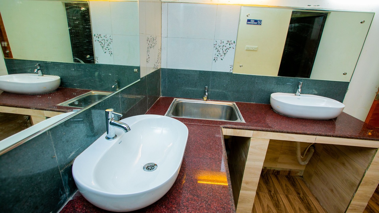 Photo of Bathroom in Kalapettai