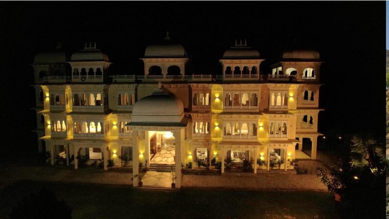 Photo of Buildings in Sadri