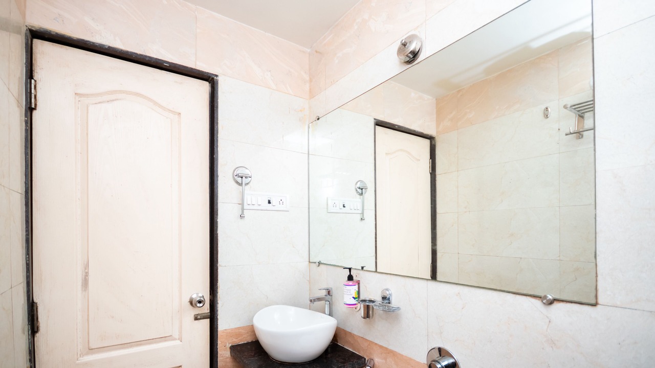Photo of Bedroom in Jogeshwari West