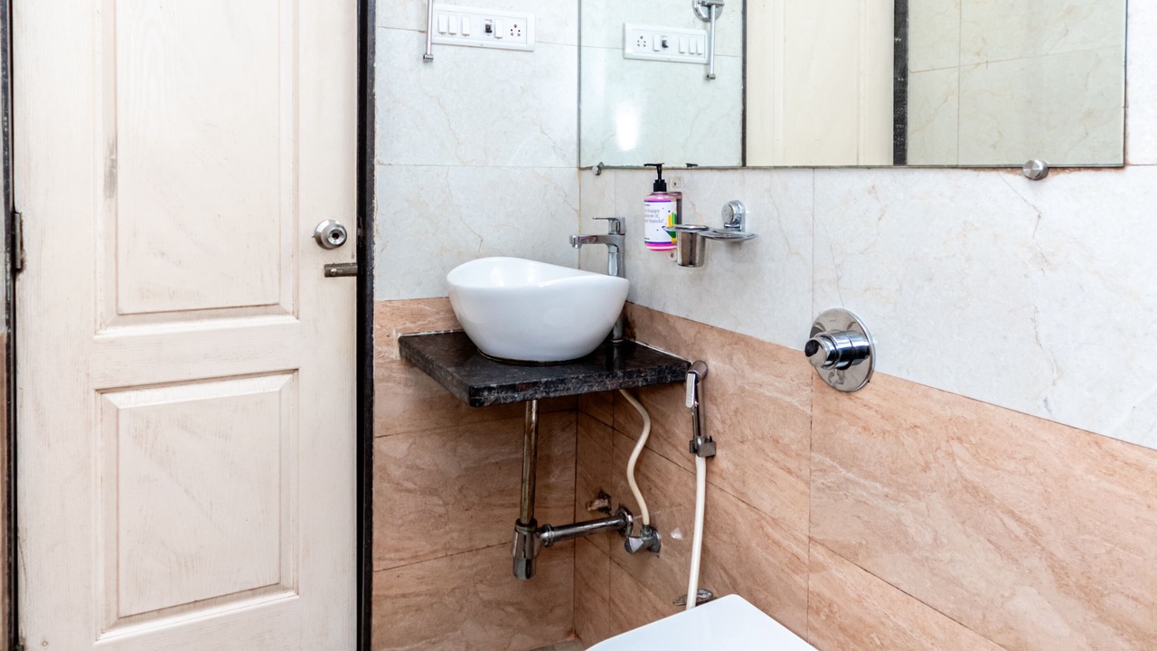 Photo of Bedroom in Jogeshwari West