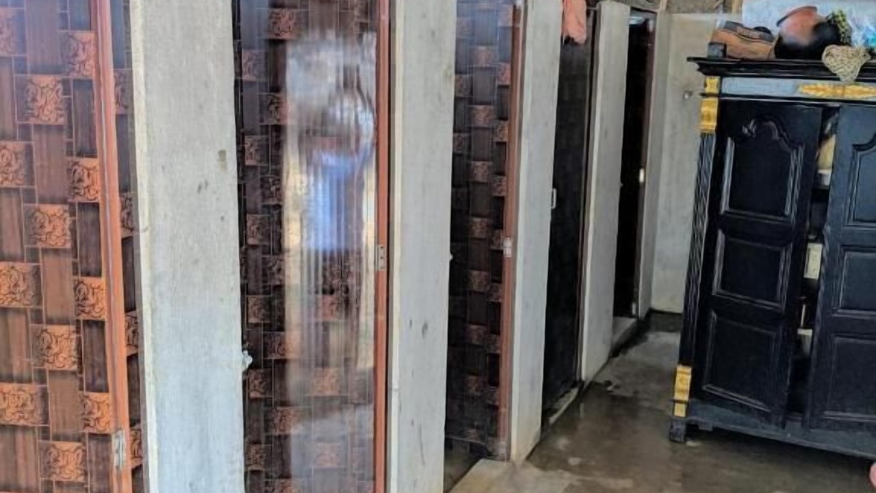 Photo of Bathroom in Tindivanam