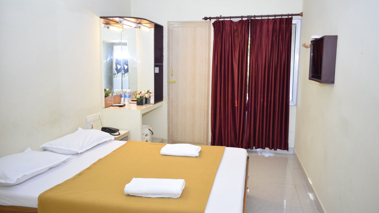 Photo of Bedroom in Tindivanam