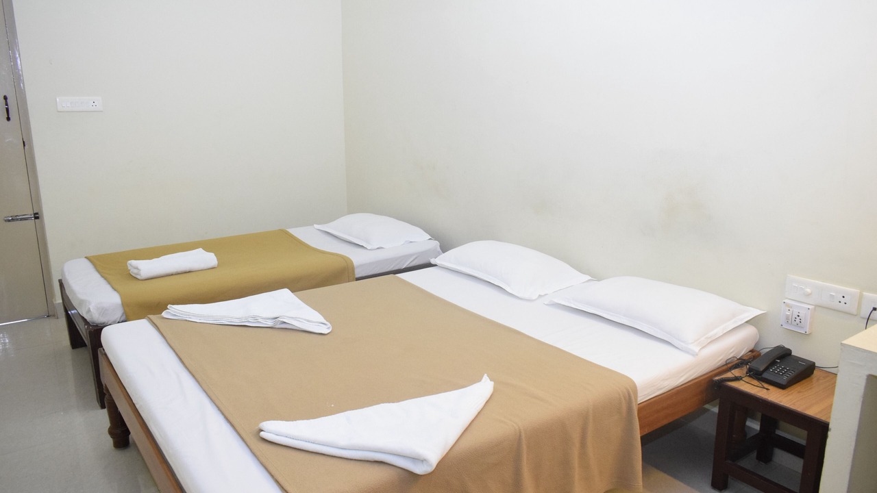 Photo of Bedroom in Tindivanam