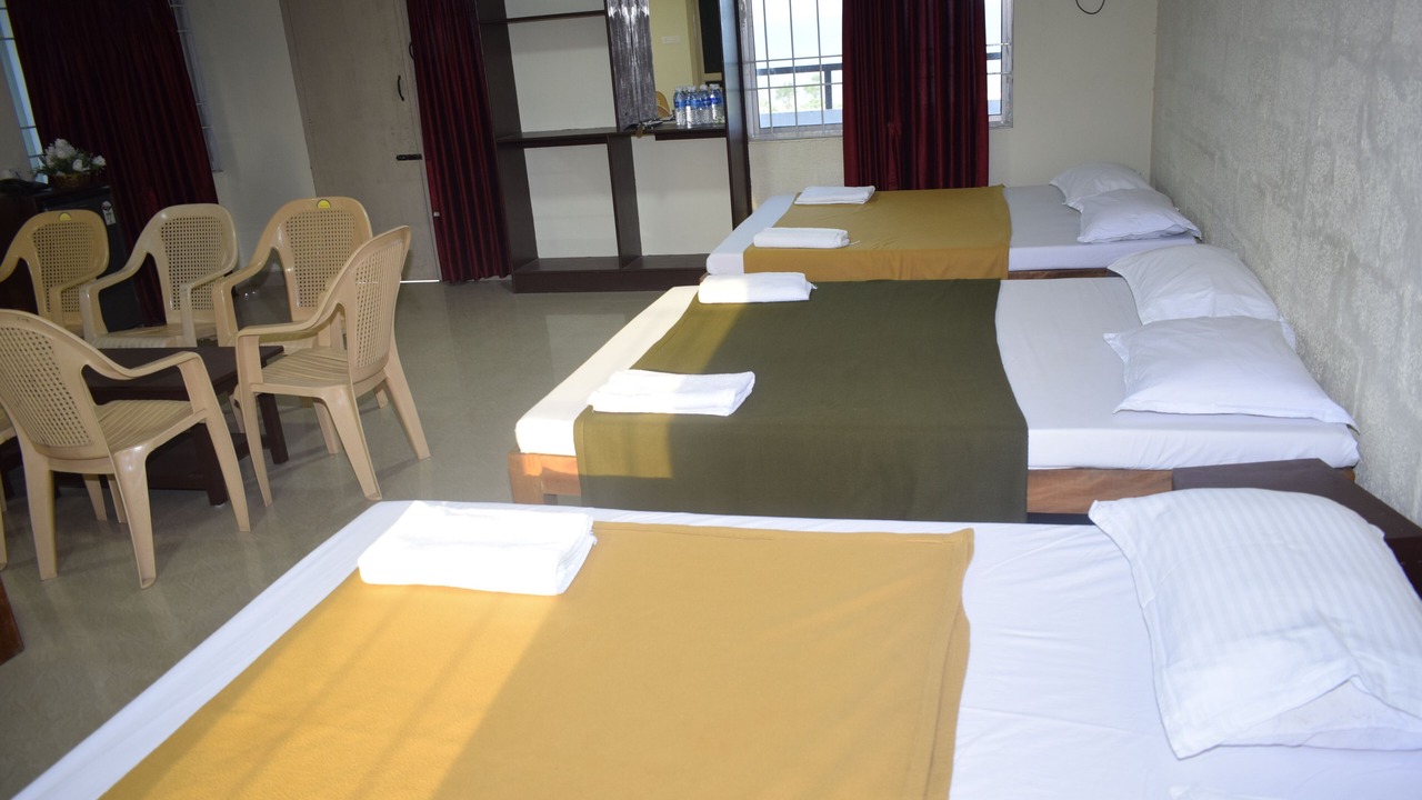 Photo of Bedroom in Tindivanam
