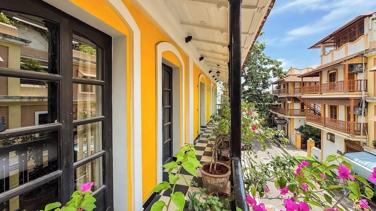 Photo of Outdoor in White Town